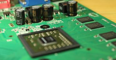 A close up of an electronic component on a board